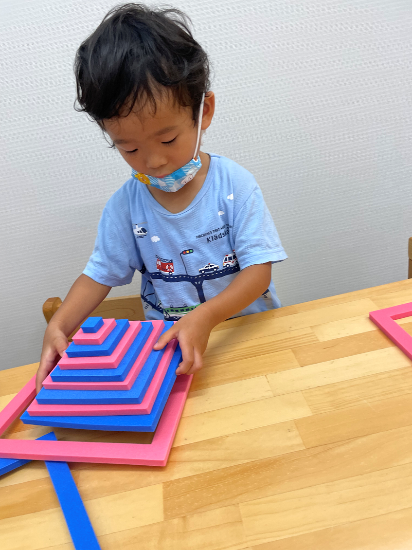 Tくん